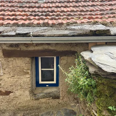 Casa Cerejeiras Pomares