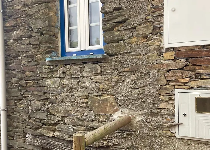 Casa Cerejeiras Vakantiehuis Pomares